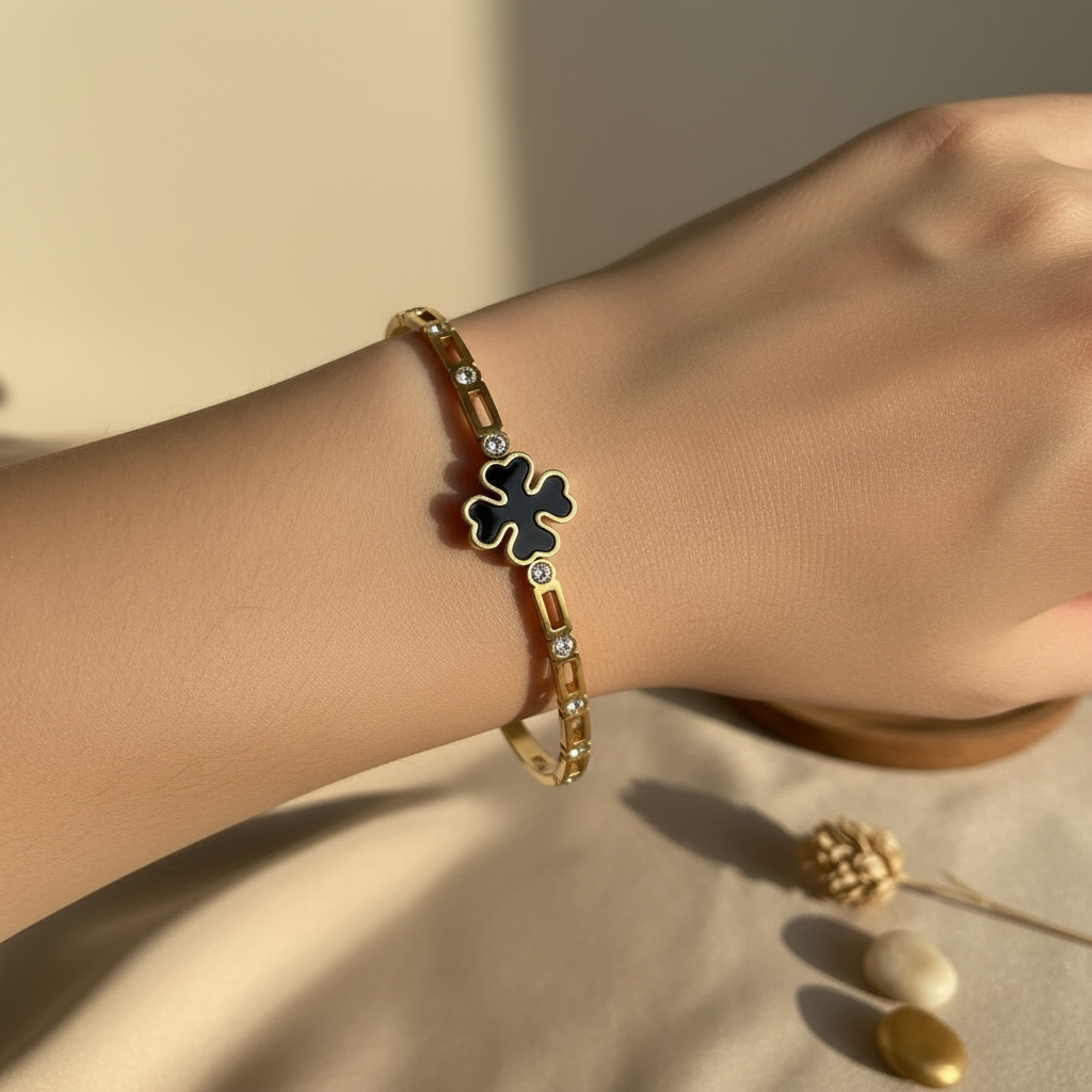 Black Clover Bracelet- 18k Gold Plated