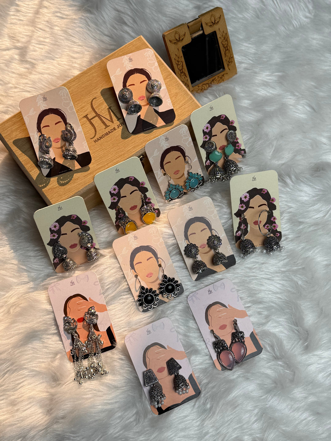 12 Random Jhumka Gift Set in Wooden Box with Mirror